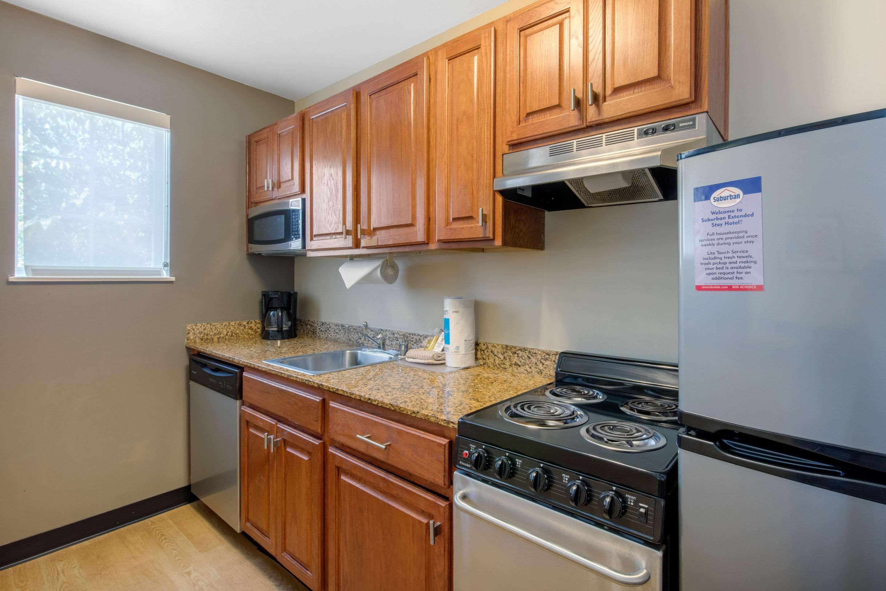 Suburban Studios Birmingham Homewood I-65 Екстер'єр фото